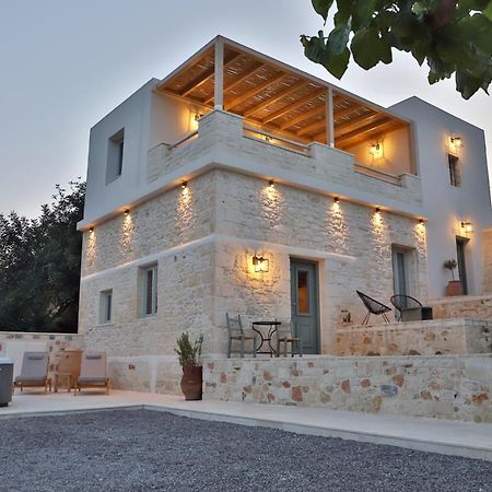 Amvikas Suites-Sitia Buitenkant foto