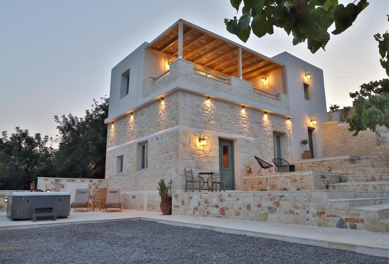 Amvikas Suites-Sitia Buitenkant foto