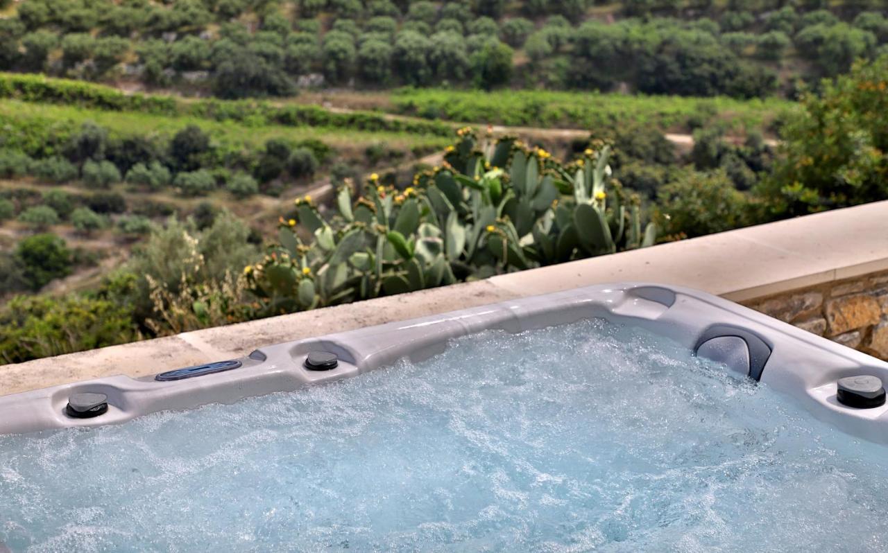 Amvikas Suites-Sitia Buitenkant foto