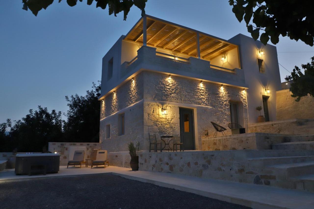 Amvikas Suites-Sitia Buitenkant foto