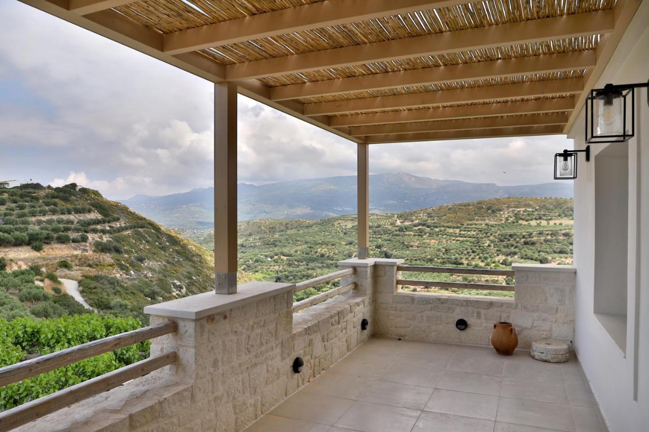 Amvikas Suites-Sitia Buitenkant foto