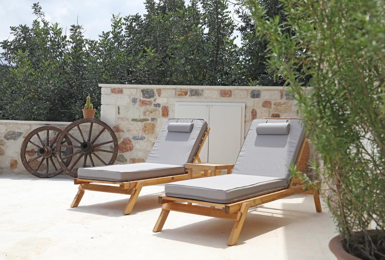Amvikas Suites-Sitia Buitenkant foto