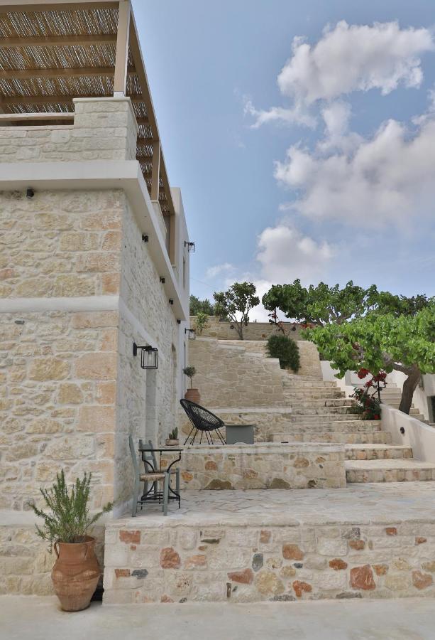 Amvikas Suites-Sitia Buitenkant foto