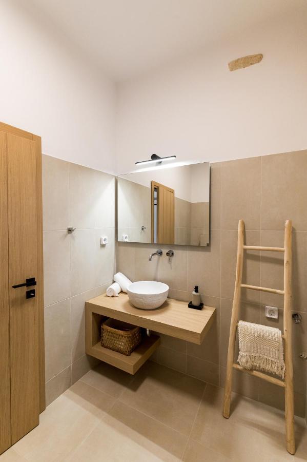Amvikas Suites-Sitia Buitenkant foto