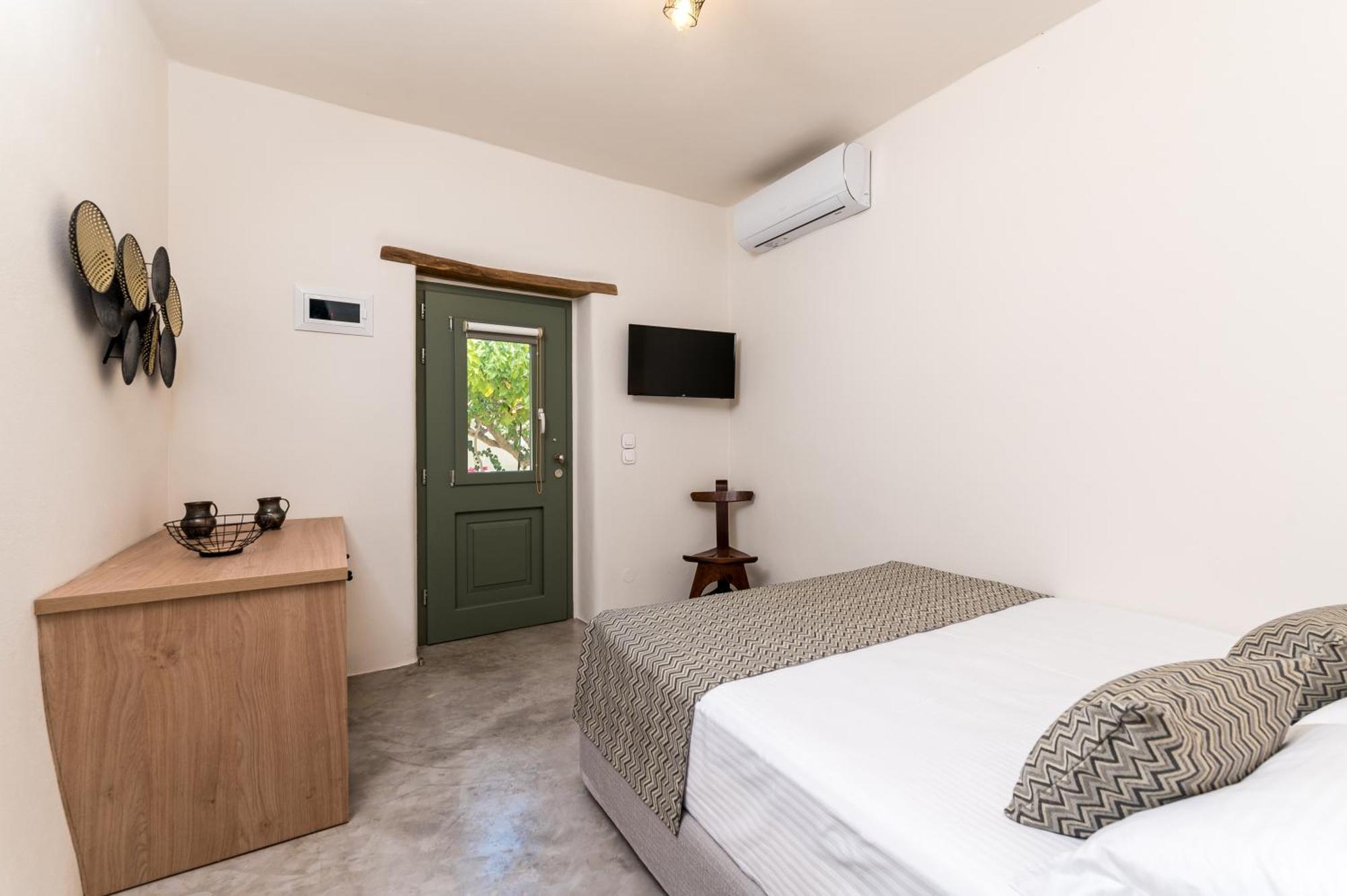 Amvikas Suites-Sitia Buitenkant foto
